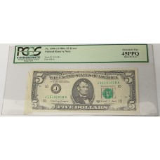 UNITED STATES OF AMERICA 1988 . FIVE 5 DOLLARS BANKNOTE . ERROR . BUTTERFLY FOLD